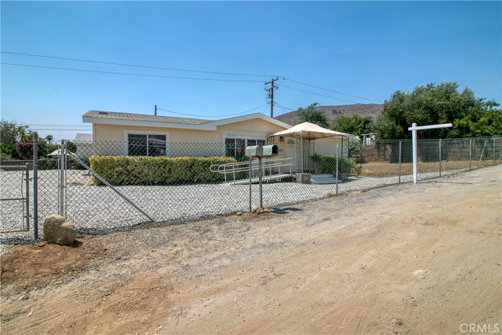 Hemet, CA 92545,26633 Amanda AVE