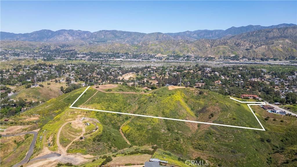 Shadow Hills, CA 91040,0 Mary Bell