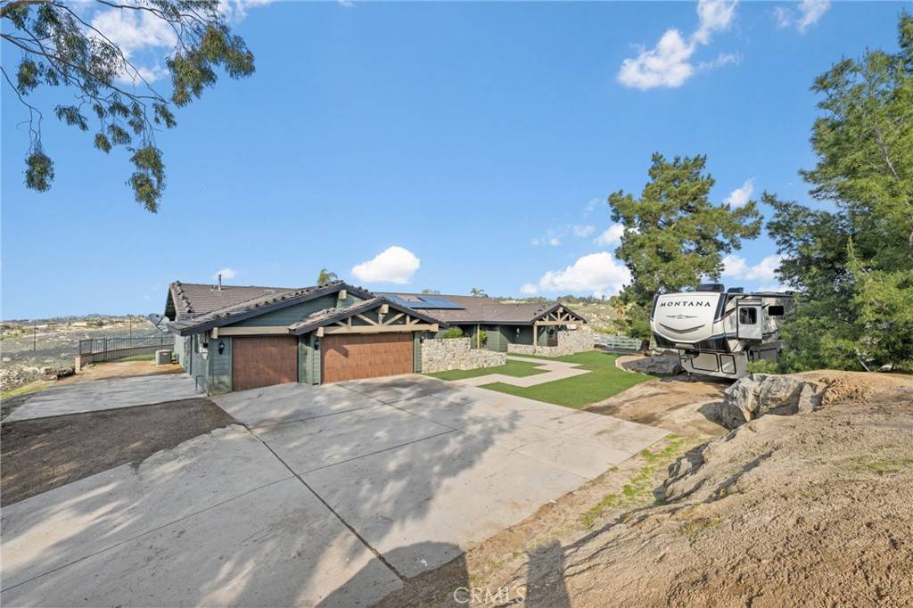 Riverside, CA 92506,17285 Ridge Canyon DR