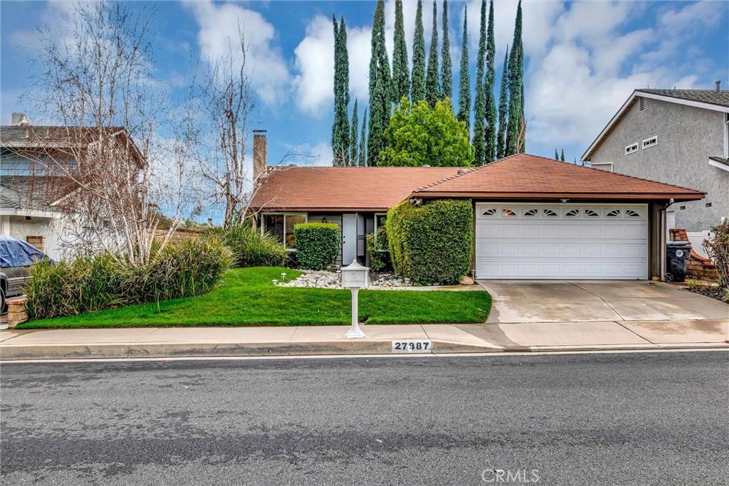 Saugus, CA 91350,27987 Caraway LN