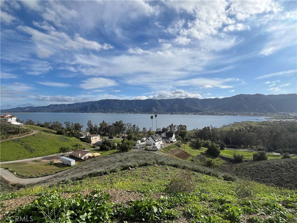 Lake Elsinore, CA 92530,0 Skyline DR