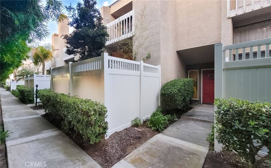Costa Mesa, CA 92627,380 W Wilson ST #28
