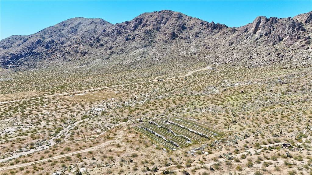 Lucerne Valley, CA 92356,121 CORRALEJO TRL