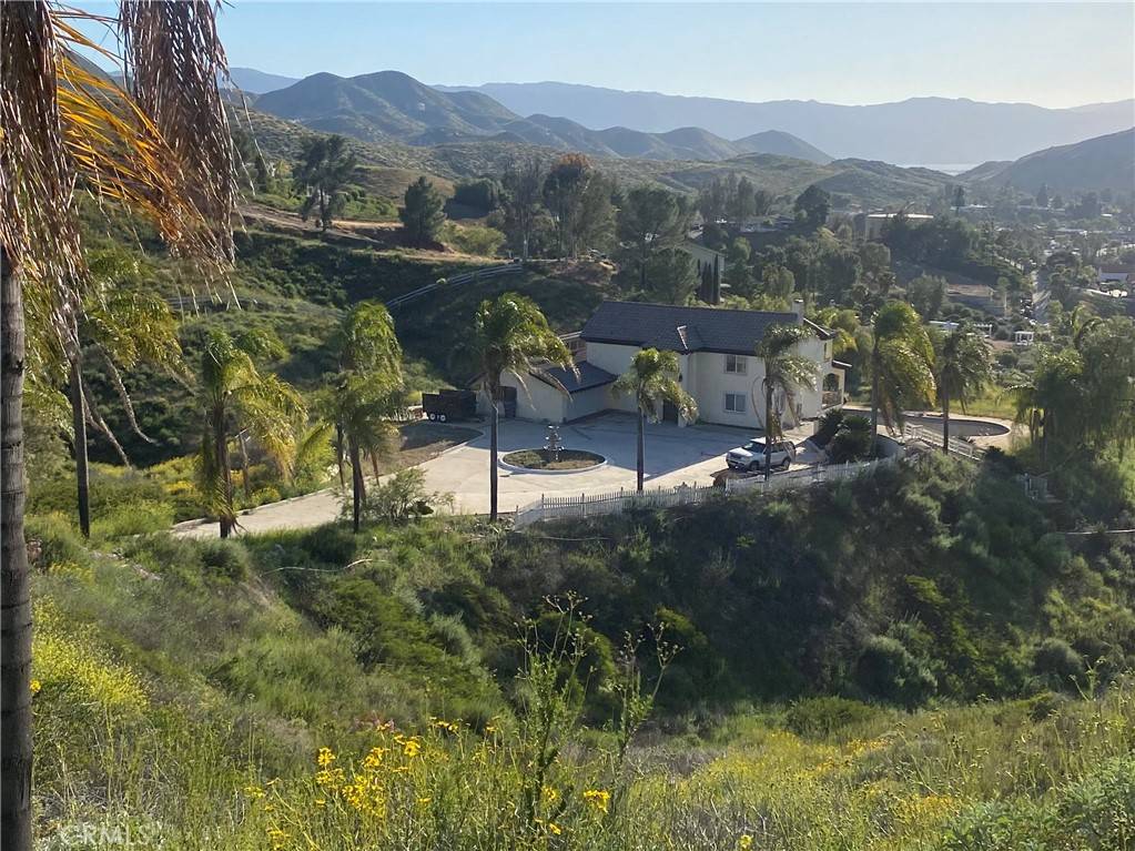 Canyon Lake, CA 92587,30800 Sorrel LN