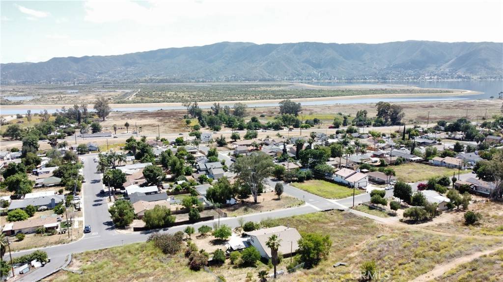 Lake Elsinore, CA 92530,0 Mill ST