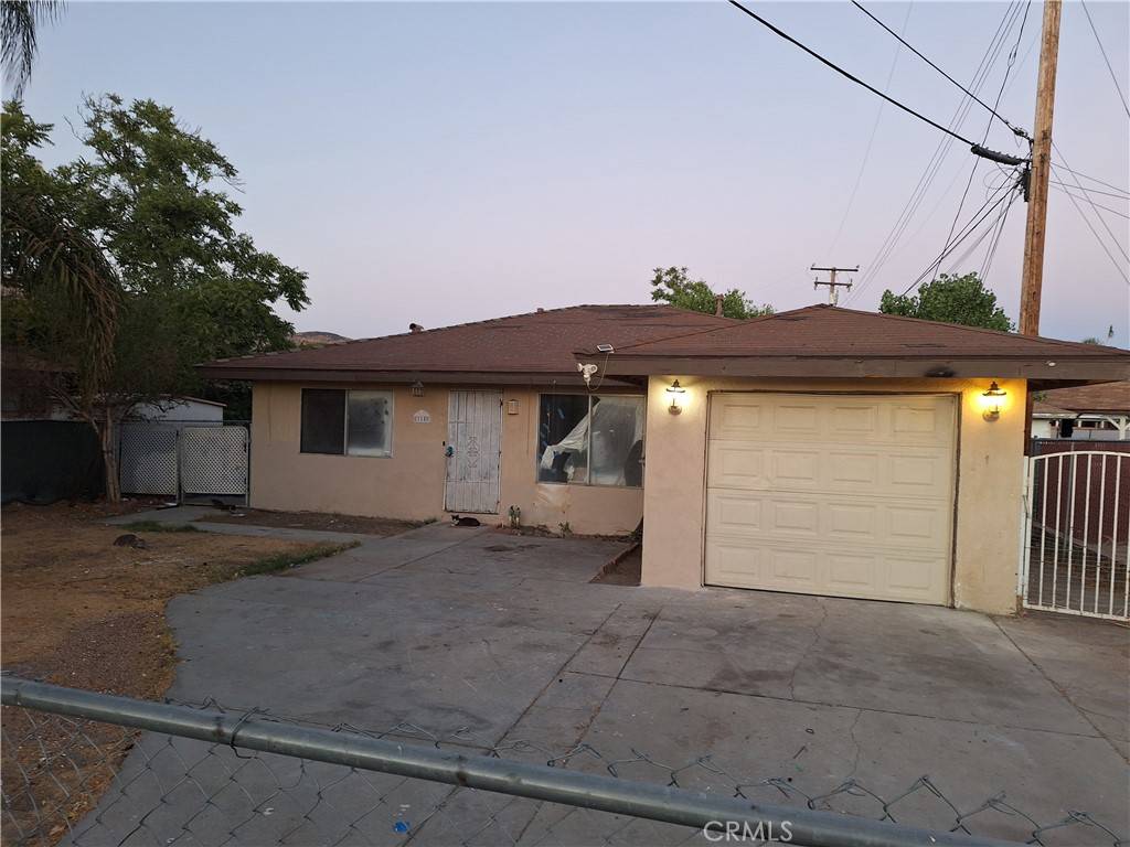 San Jacinto, CA 92583,315 S Mistletoe AVE