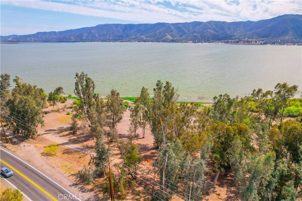 Lake Elsinore, CA 92530,0 Lakeshore