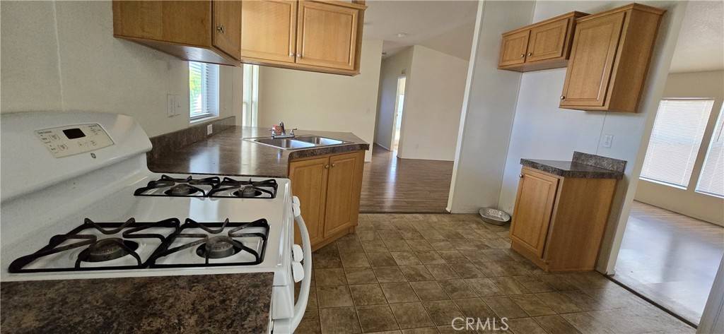 Hemet, CA 92543,945 Vallejo DR