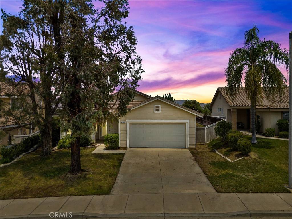 Corona, CA 92883,27450 Fallbrook CT