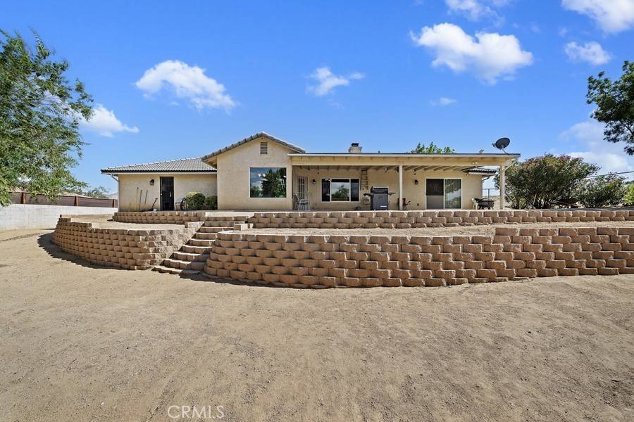Hesperia, CA 92345,18980 Ranchero RD