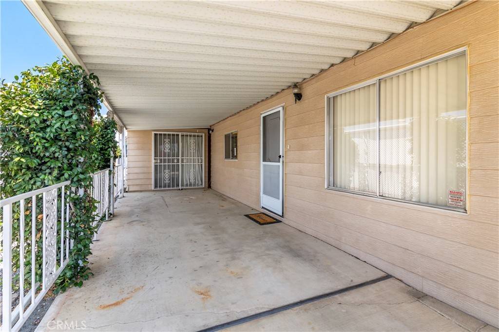 Hemet, CA 92545,601 N Kirby #90