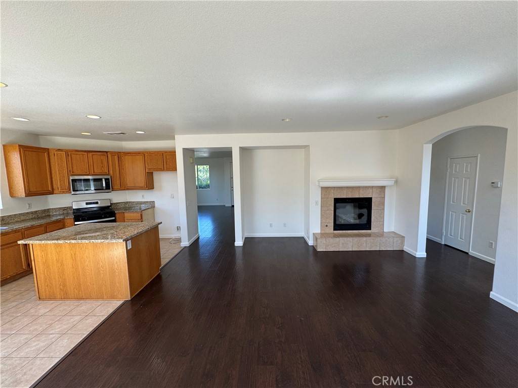 Murrieta, CA 92563,31973 Browning ST