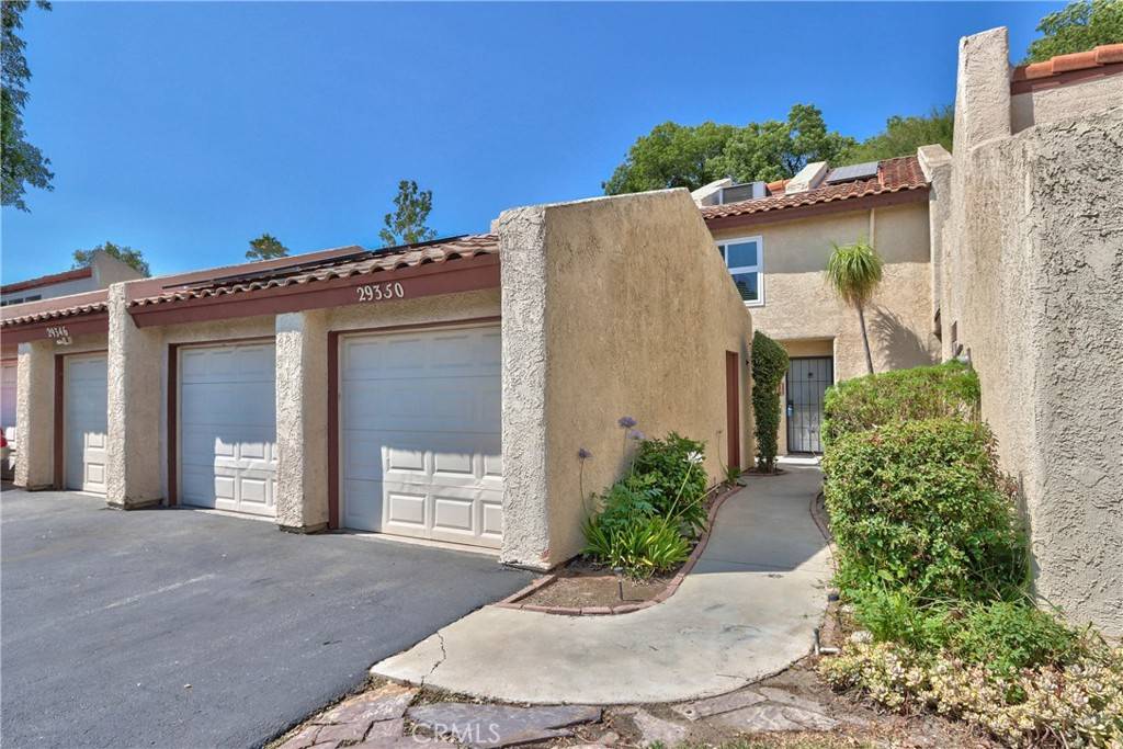 Murrieta, CA 92563,29348 Via Frontera