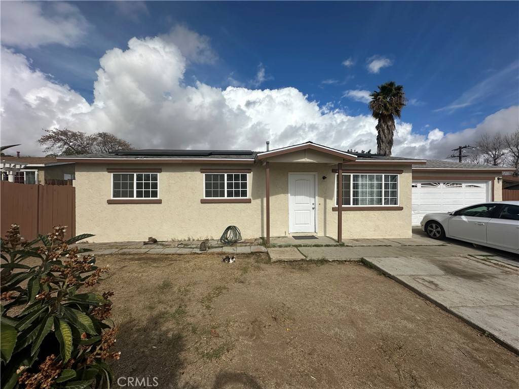 Perris, CA 92570,880 Geronimo RD