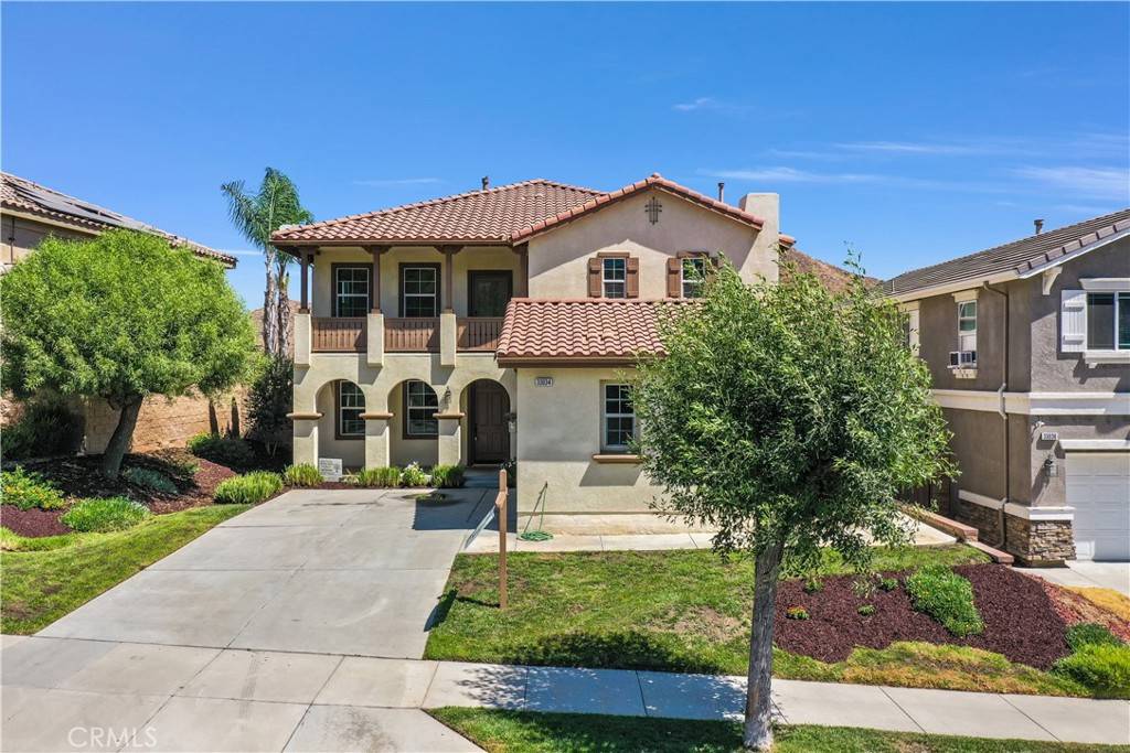 Lake Elsinore, CA 92532,33034 Canopy LN