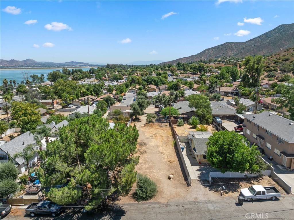 Lake Elsinore, CA 92530,0 Garner