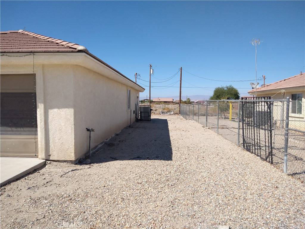 Thermal, CA 92274,1344 Carpenteria