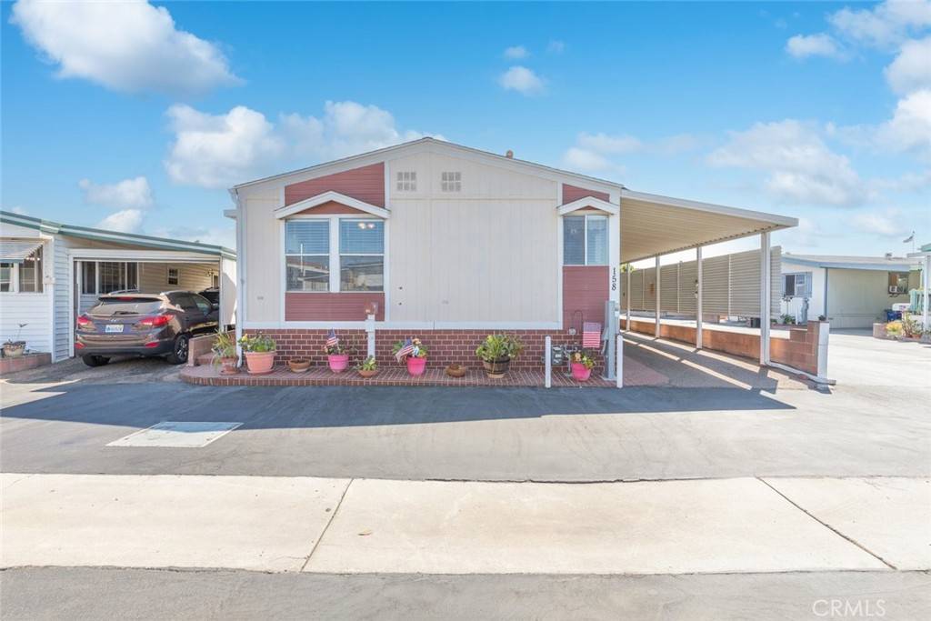 Oceanside, CA 92057,158 Roadrunner LN