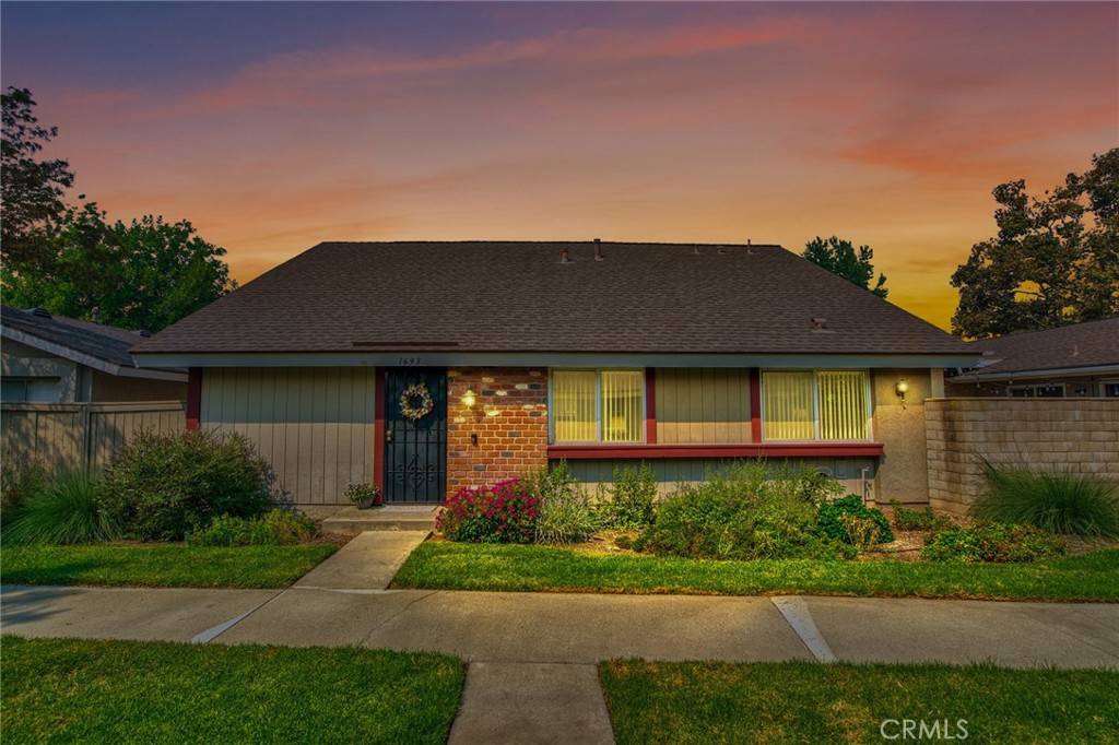 Upland, CA 91784,1693 Carmel CIR W