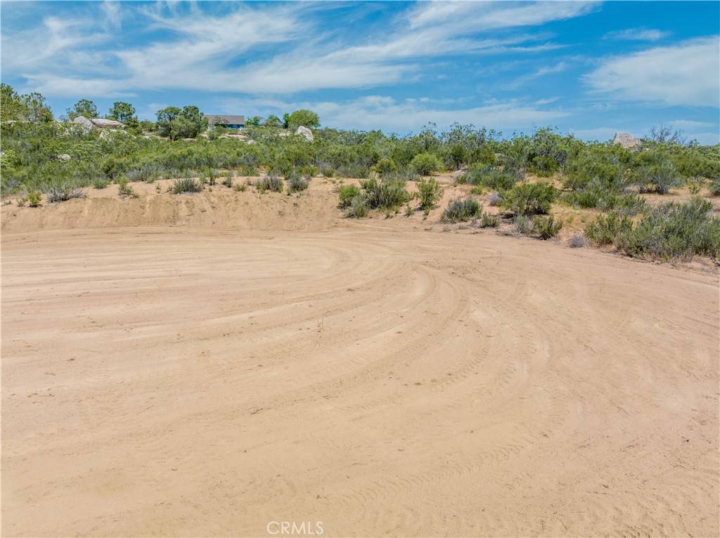 Aguanga, CA 92536,712 Rolling Hills DR