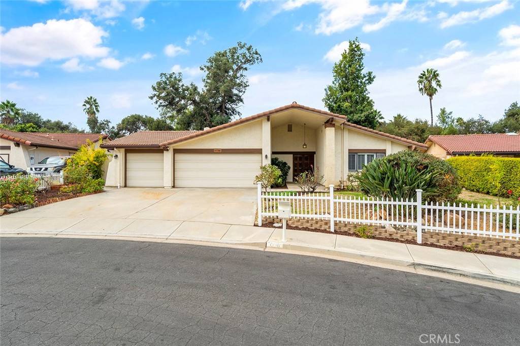 Vista, CA 92084,1330 Via Christina