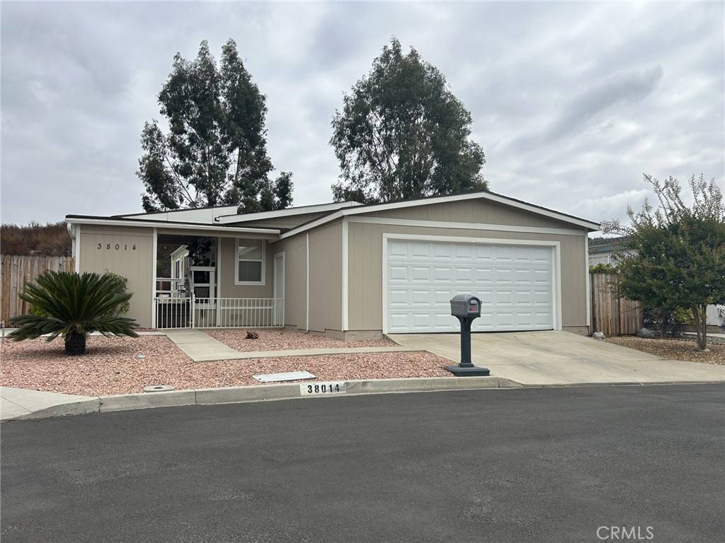 Murrieta, CA 92563,38014 Via Del Largo