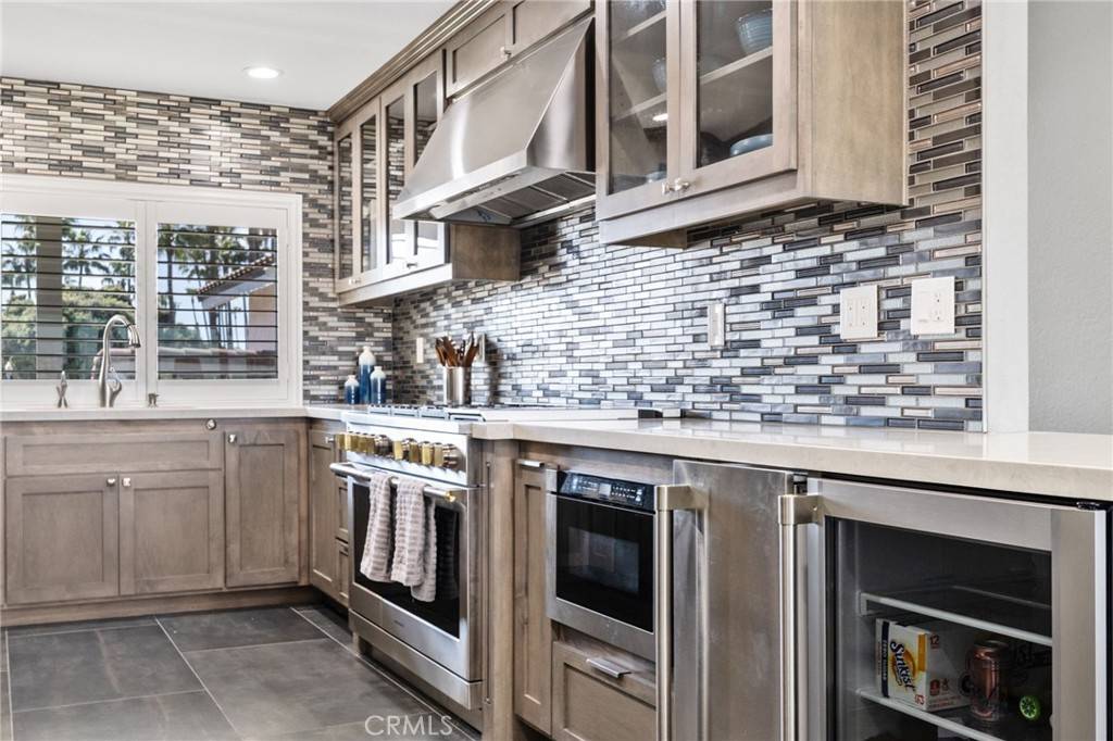 Coronado, CA 92118,6 Kingston CT E