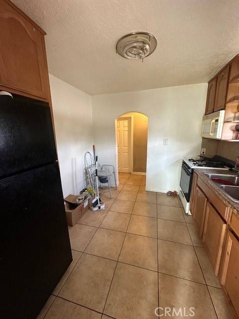 Victorville, CA 92395,15578 6th ST #1-3