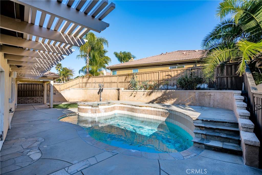 Murrieta, CA 92563,38548 Falkirk DR