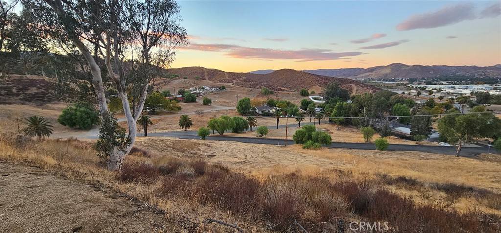 Lake Elsinore, CA 92530,0 Hill AVE