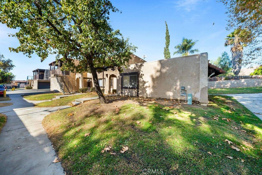 Moreno Valley, CA 92557,12176 Carnation LN #B