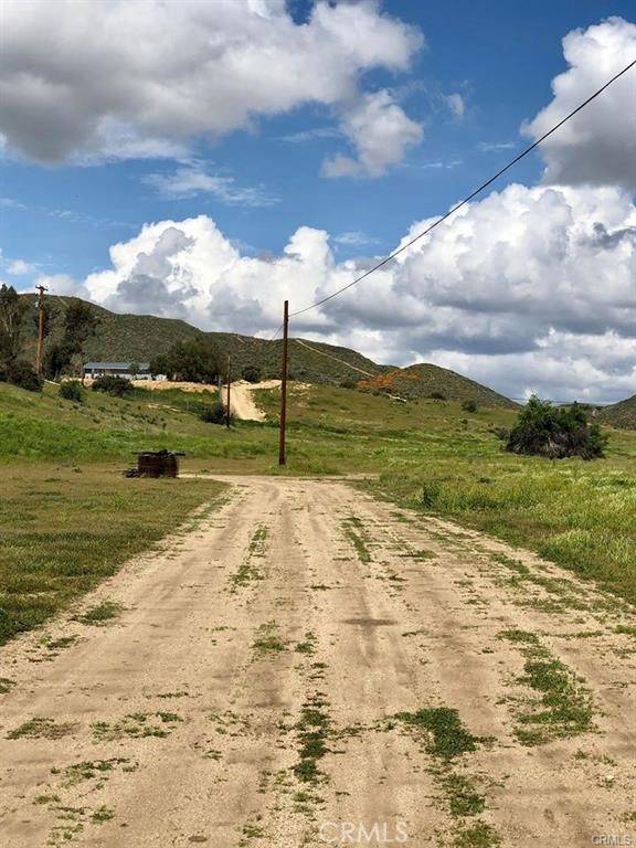 Aguanga, CA 92536,42370 Round Top Canyon RD