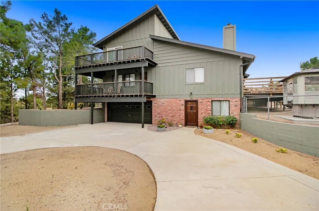 Banning, CA 92220,48085 Twin Pines RD