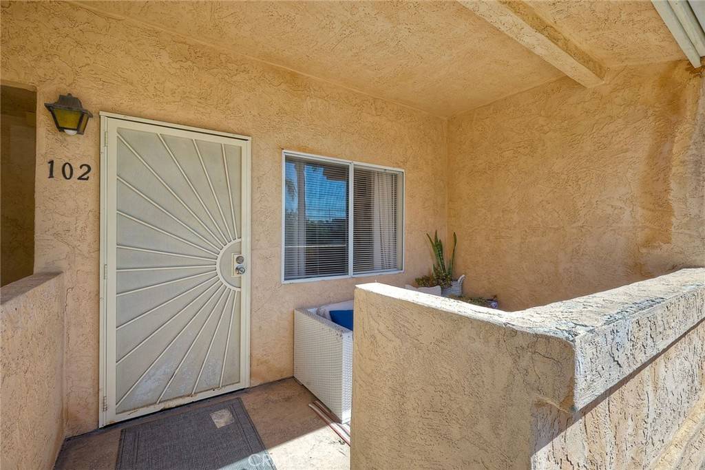 Chula Vista, CA 91910,621 D ST #102