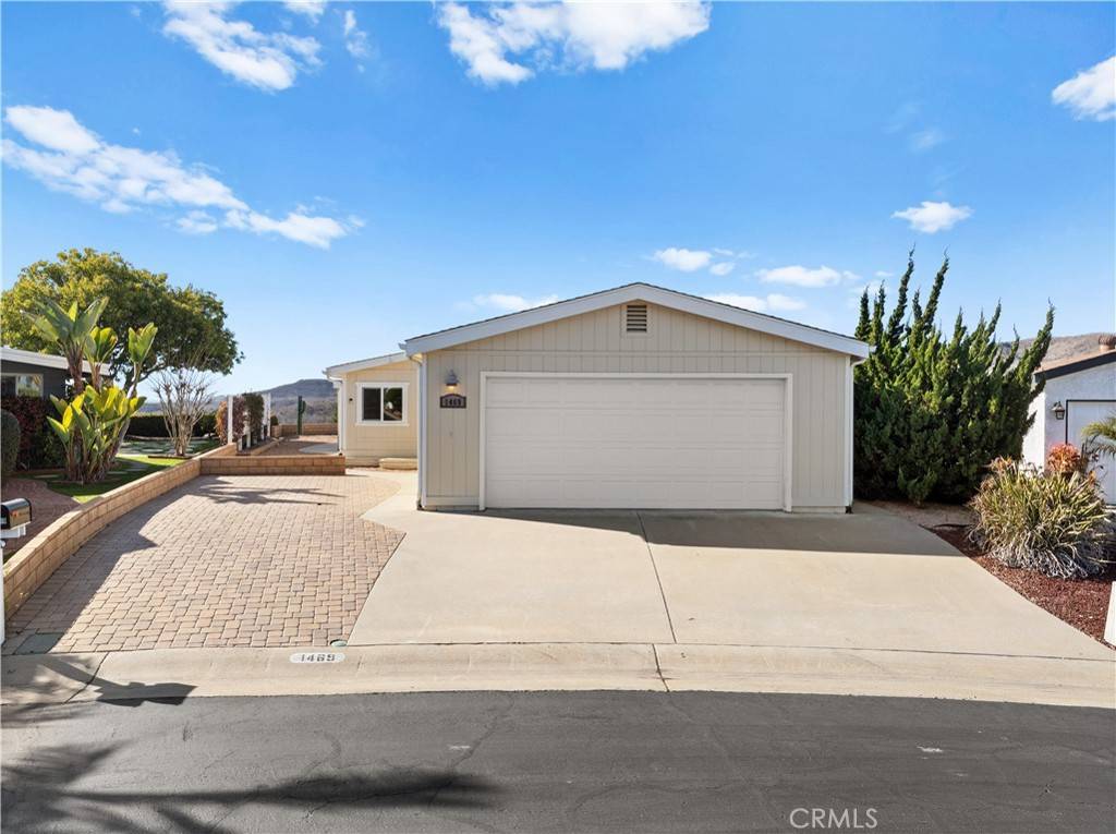 Oceanside, CA 92057,1469 Salem CT