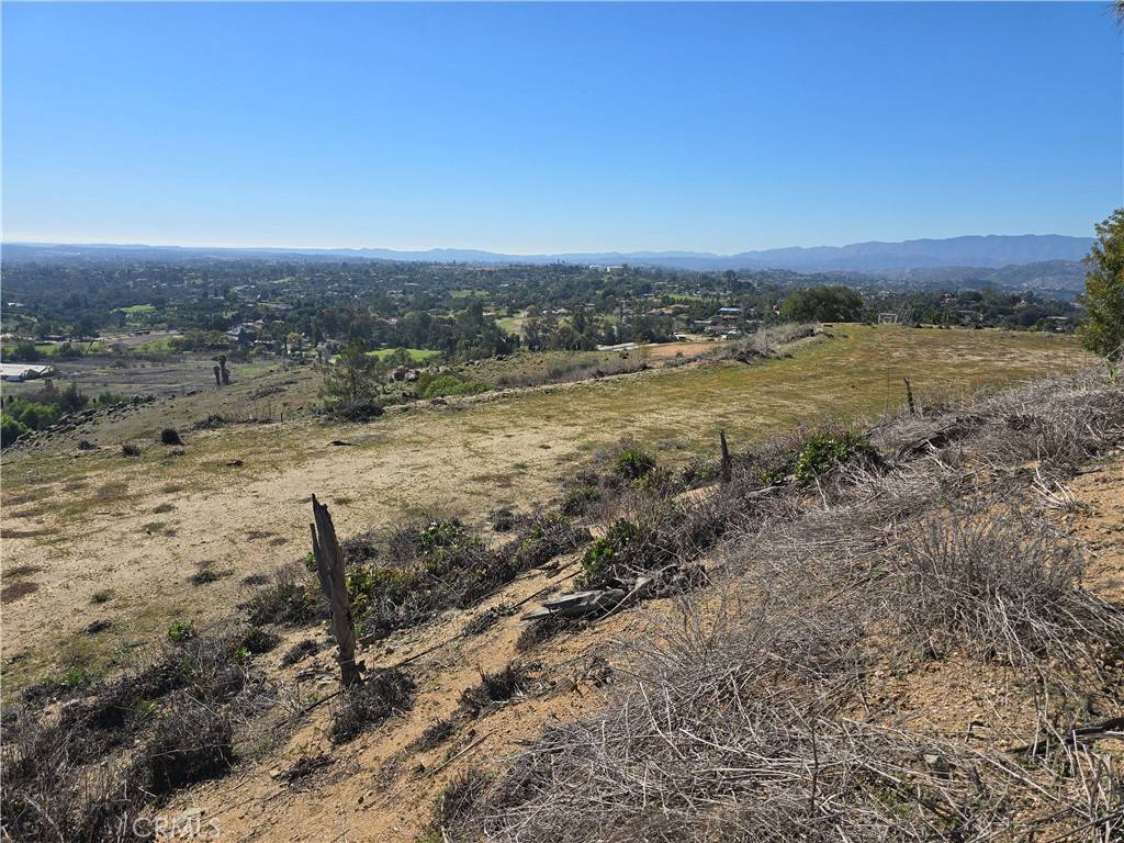 Fallbrook, CA 92028,1387 Las Vistas RD