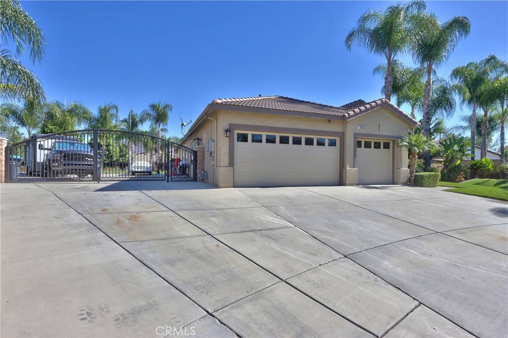 Winchester, CA 92596,32660 Cullen CT