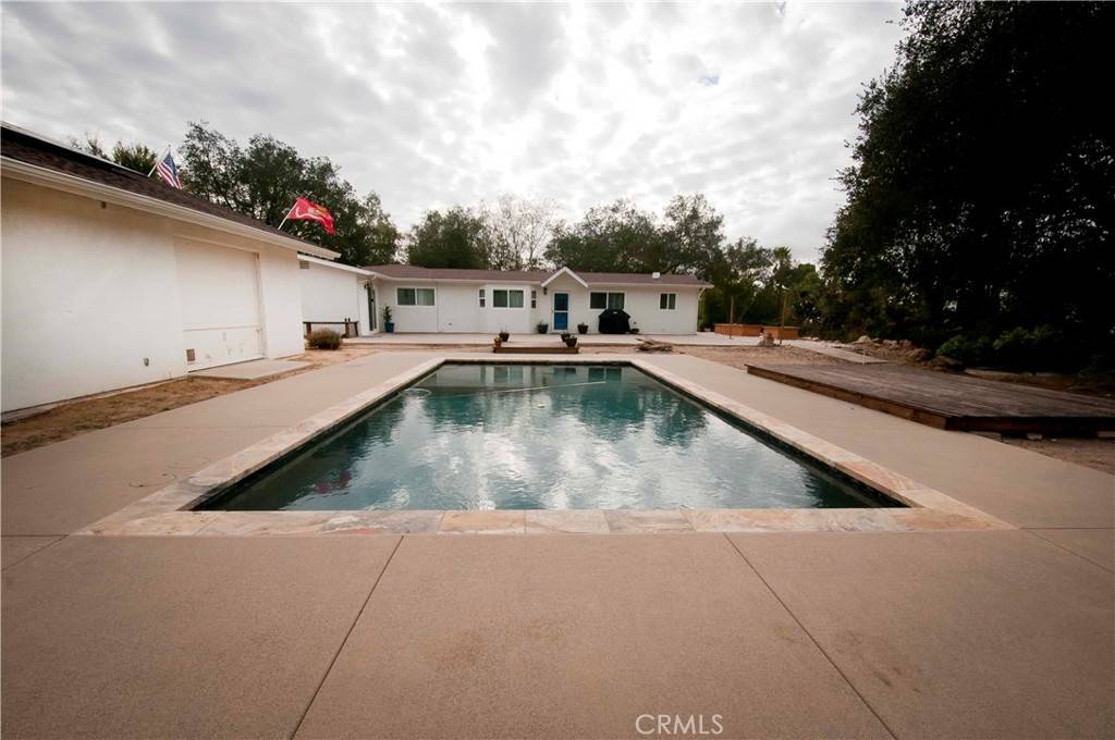 Fallbrook, CA 92028,6472 Rainbow Heights RD