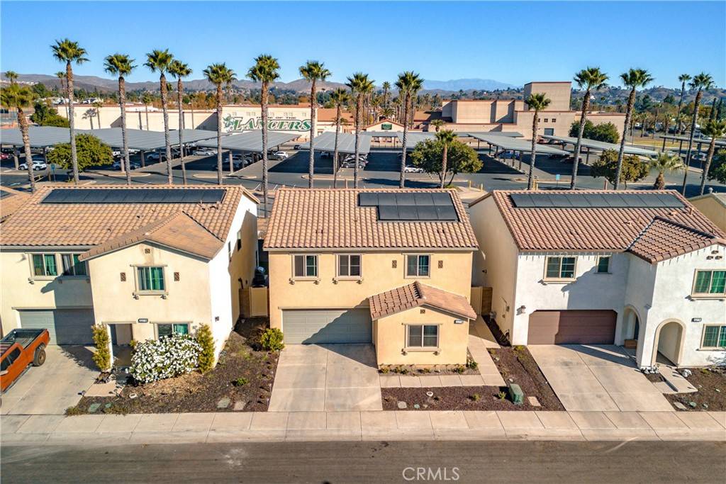 Lake Elsinore, CA 92530,32774 Shorecrest WAY