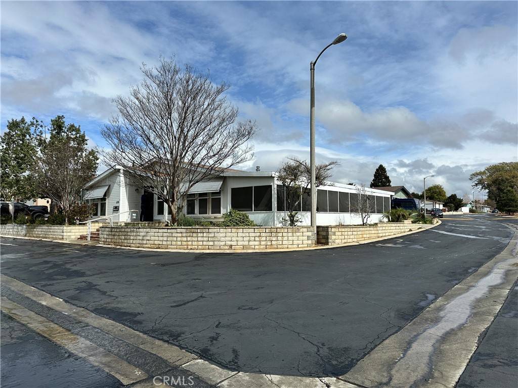 Calimesa, CA 92320,10961 Desert Lawn DR #100