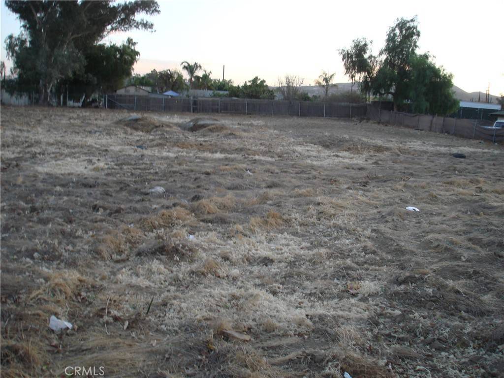 Perris, CA 92570,0 Moore St