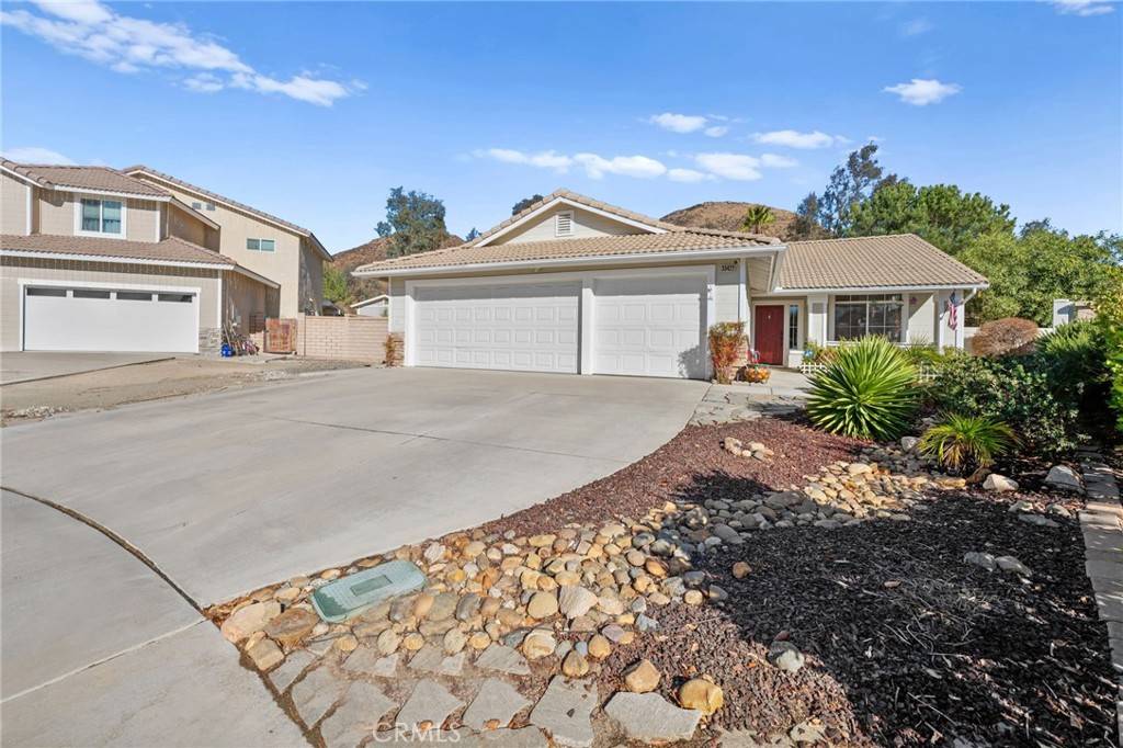 Wildomar, CA 92595,33422 Hillcrest CT