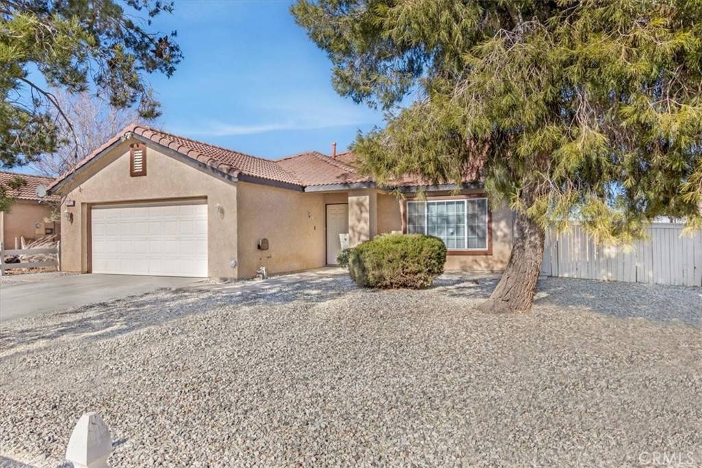 Adelanto, CA 92301,11262 Villa ST