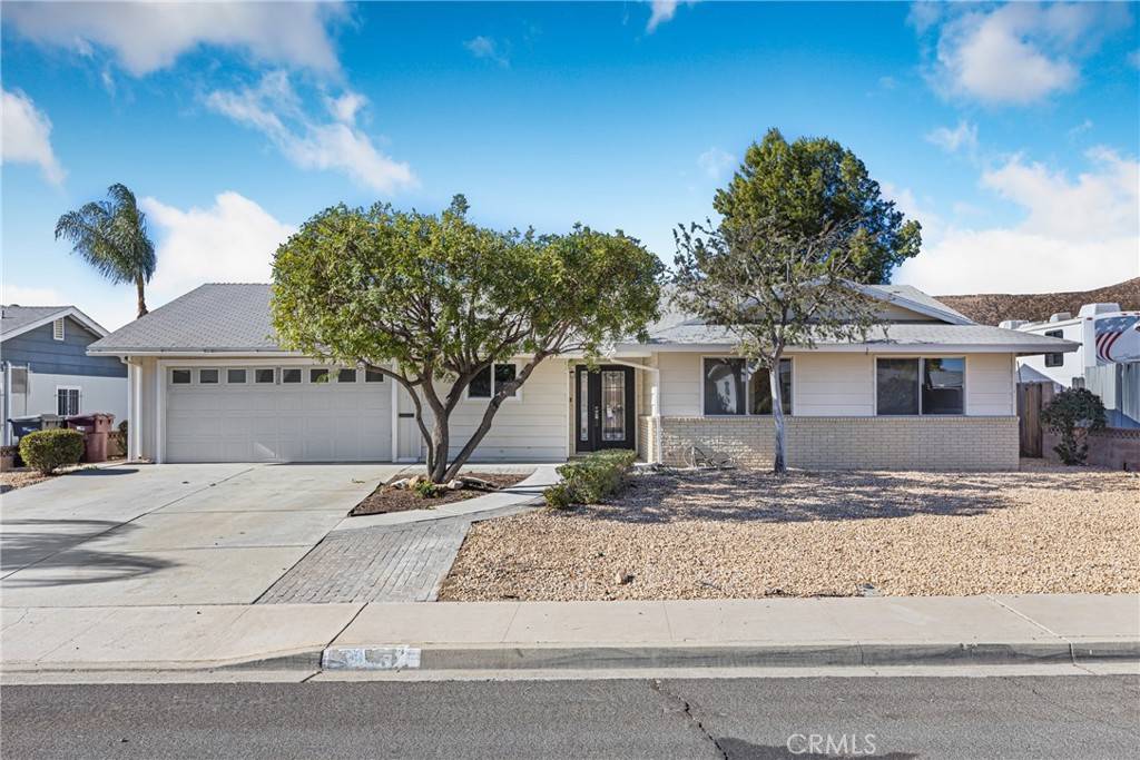 Menifee, CA 92586,28461 Portsmouth DR