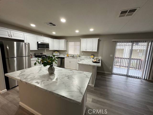 Hemet, CA 92544,881 N. Lake Street #262