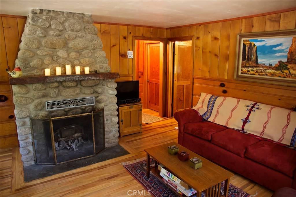 Idyllwild, CA 92549,54050 Pine Crest AVE