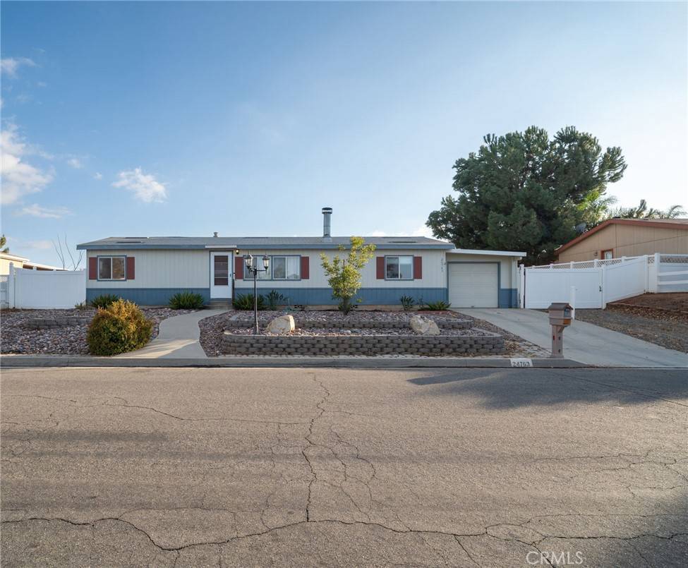 Wildomar, CA 92595,24763 Split Rail RD