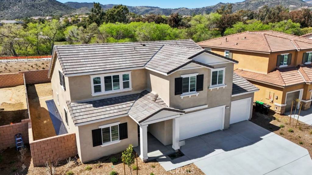 Wildomar, CA 92595,23527 Western Goldenrod ST