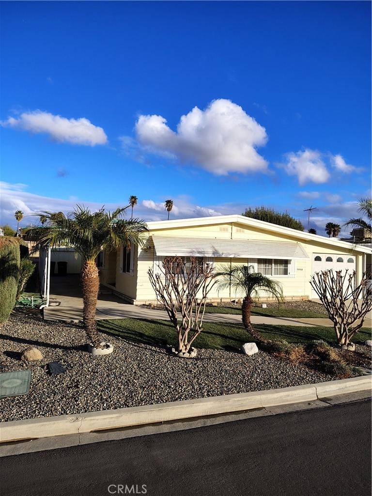 Homeland, CA 92548,26068 Fountain Palm DR
