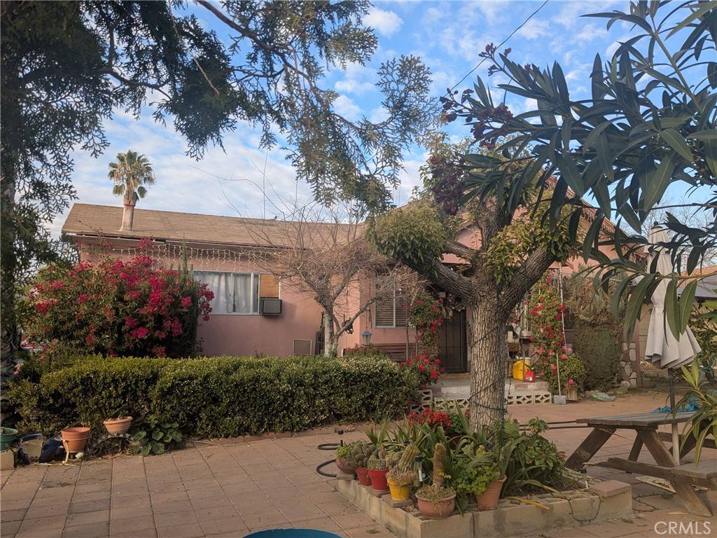 San Jacinto, CA 92583,265 E Commonwealth AVE